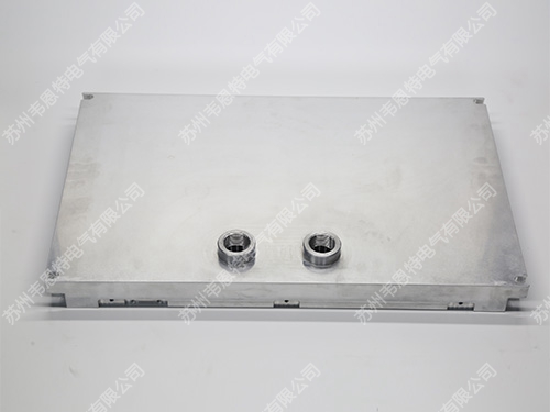 Oil-cooled radiator