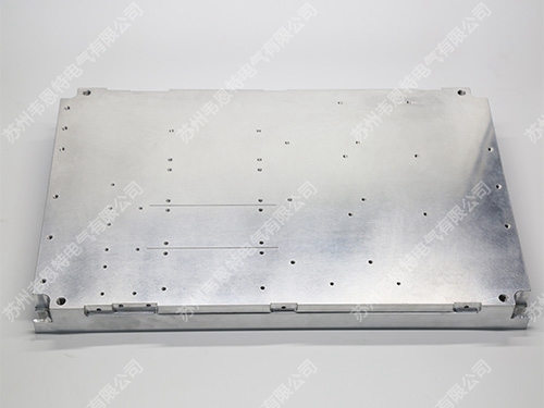Oil-cooled radiator
