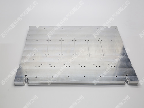 Oil-cooled radiator